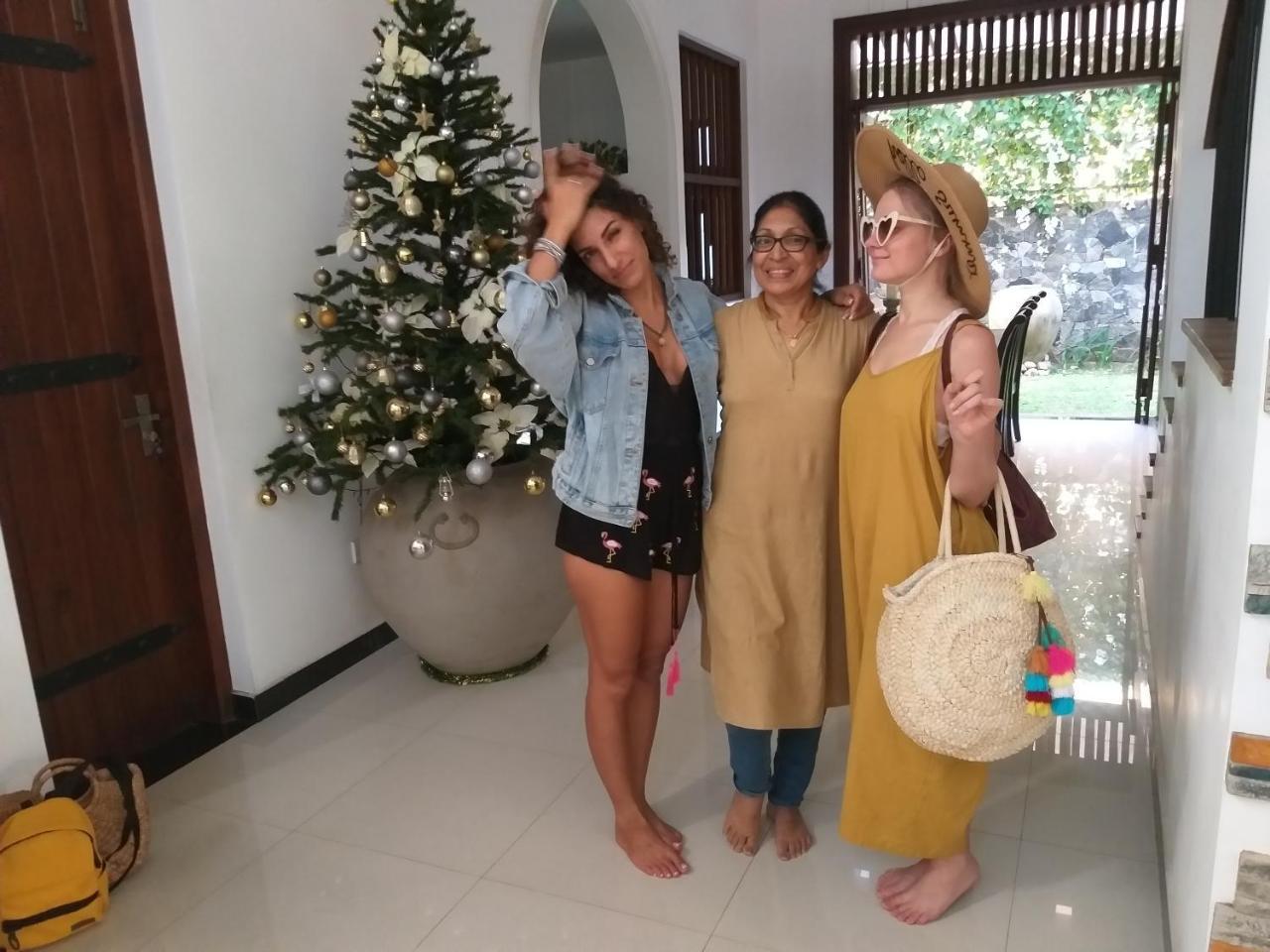Cosy Nest Home Stay Негомбо Екстериор снимка