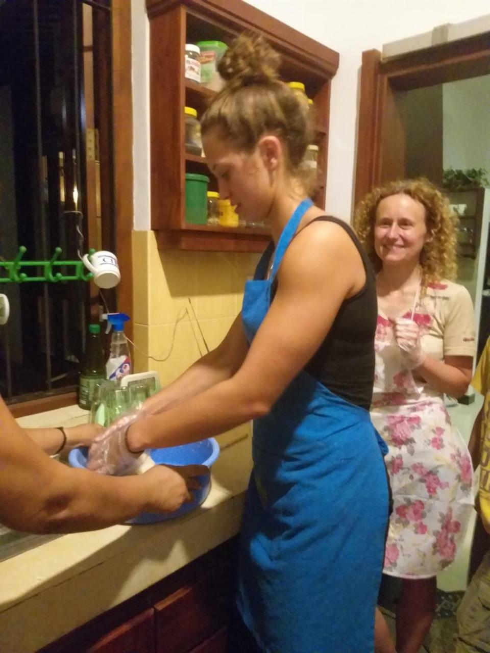 Cosy Nest Home Stay Негомбо Екстериор снимка